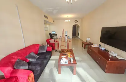 Apartment - 2 Bedrooms - 3 Bathrooms for rent in Sahara Tower 3 - Sahara Complex - Al Nahda - Sharjah