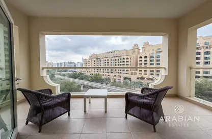 Apartment - 2 Bedrooms - 3 Bathrooms for sale in Al Sarrood - Shoreline Apartments - Palm Jumeirah - Dubai