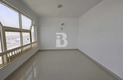 Office Space - Studio for rent in Mussafah Industrial Area - Mussafah - Abu Dhabi