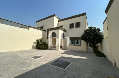 Villa - 3 Bedrooms - 4 Bathrooms for rent in Legacy - Jumeirah Park - Dubai