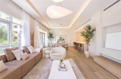 Apartment - 3 Bedrooms - 2 Bathrooms for sale in Al Ghaf 3 - Al Ghaf - Greens - Dubai