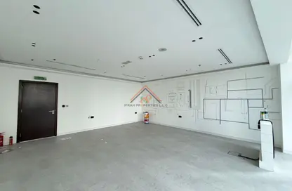 Office Space - Studio for rent in Park Lane Tower - Business Bay - Dubai