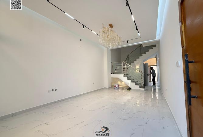14421337 - Property Image 2