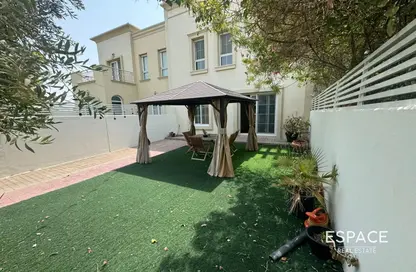 Villa - 2 Bedrooms - 3 Bathrooms for rent in Springs 3 - The Springs - Dubai