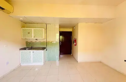 Apartment - Studio - 1 Bathroom for rent in Fire Station Road - Muwaileh - Sharjah