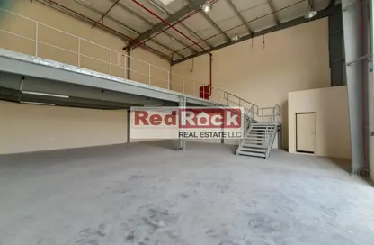 Warehouse - Studio - 1 Bathroom for rent in Al Sajaa Industrial - Al Sajaa - Sharjah