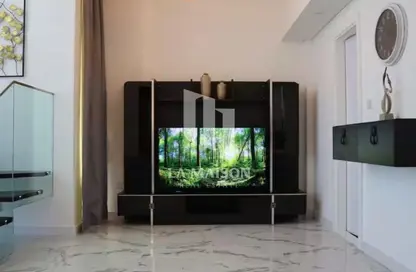 Duplex - 2 Bedrooms - 2 Bathrooms for sale in Oasis 2 - Oasis Residences - Masdar City - Abu Dhabi