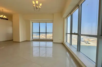 Apartment - 3 Bedrooms - 4 Bathrooms for rent in Julphar Residential Tower - Julphar Towers - Al Nakheel - Ras Al Khaimah