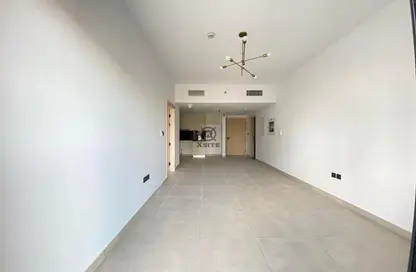Apartment - 1 Bedroom - 2 Bathrooms for rent in Binghatti Jasmine - Jumeirah Village Circle - Dubai