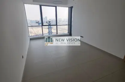 شقة - غرفة نوم - 2 حمامات للايجار في برج الممزر - الممزر - الشارقة - الشارقة