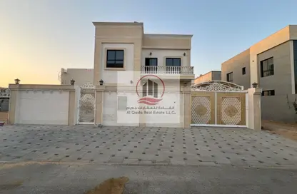 فيلا - 3 غرف نوم - 5 حمامات للبيع في الزاهية جاردنز - الزاهية - عجمان