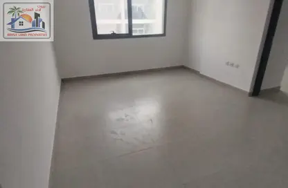 Apartment - 1 Bedroom - 2 Bathrooms for rent in Muweileh Community - Muwaileh Commercial - Sharjah
