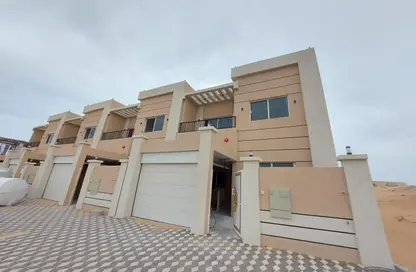 Villa - 4 Bedrooms - 5 Bathrooms for sale in Al Yasmeen 1 - Al Yasmeen - Ajman