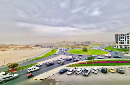 Apartment - 3 Bedrooms - 3 Bathrooms for rent in Al Thani Muwaileh - Muwaileh Commercial - Sharjah