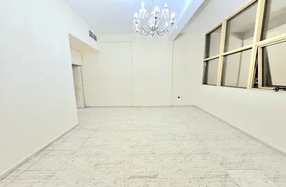 Apartment - 1 Bedroom - 1 Bathroom for rent in Al Wahda Building - Al Majaz 2 - Al Majaz - Sharjah