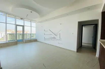 Apartment - 1 Bedroom - 2 Bathrooms for rent in Zenith A2 Tower - Zenith Towers - Dubai Sports City - Dubai