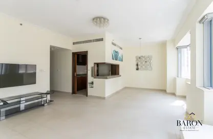 Apartment - 1 Bedroom - 2 Bathrooms for rent in Beauport Tower - Marina Promenade - Dubai Marina - Dubai