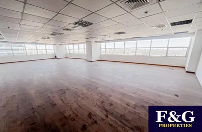 Fitted | Vacant | Lake View | High Floor