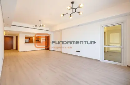 Apartment - 2 Bedrooms - 3 Bathrooms for sale in Marina Residences 6 - Marina Residences - Palm Jumeirah - Dubai