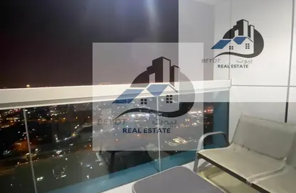 شقة - غرفة نوم - 2 حمامات للايجار في مساكن كورنيش عجمان - طريق كورنيش عجمان - عجمان