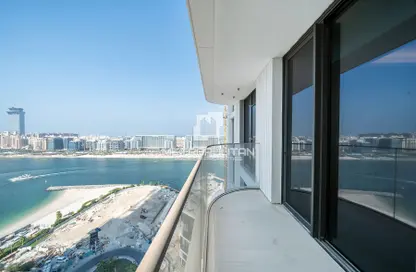 Apartment - 1 Bedroom - 1 Bathroom for sale in Palace Beach Residence - EMAAR Beachfront - Dubai Harbour - Dubai