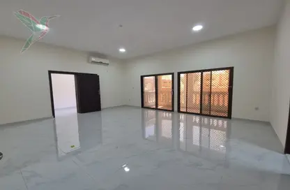 شقة - 3 غرف نوم - 4 حمامات للايجار في المرايجب - الجيمي - العين