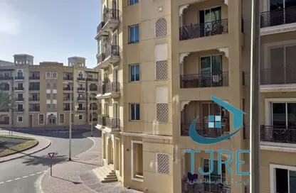Apartment - 1 Bathroom for rent in IC1-EMR-21 - Emirates Cluster - International City - Dubai