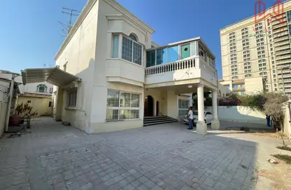 فيلا - 5 غرف نوم - 7 حمامات للايجار في فلل الجميرا 1 - جميرا 1 - جميرا - دبي