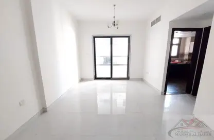 شقة - 2 غرف نوم - 3 حمامات للايجار في مبنى الشايبا 334 - النهدة - الشارقة