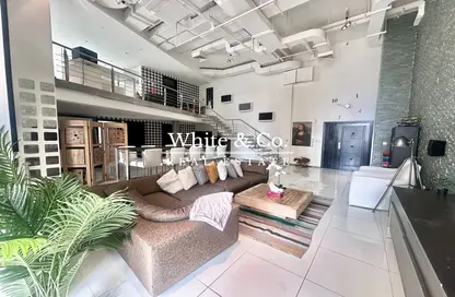 Living Room image for: Apartment - 2 Bedrooms - 3 Bathrooms for rent in Murjan 2 - Murjan - Jumeirah Beach Residence - Dubai, Image 1