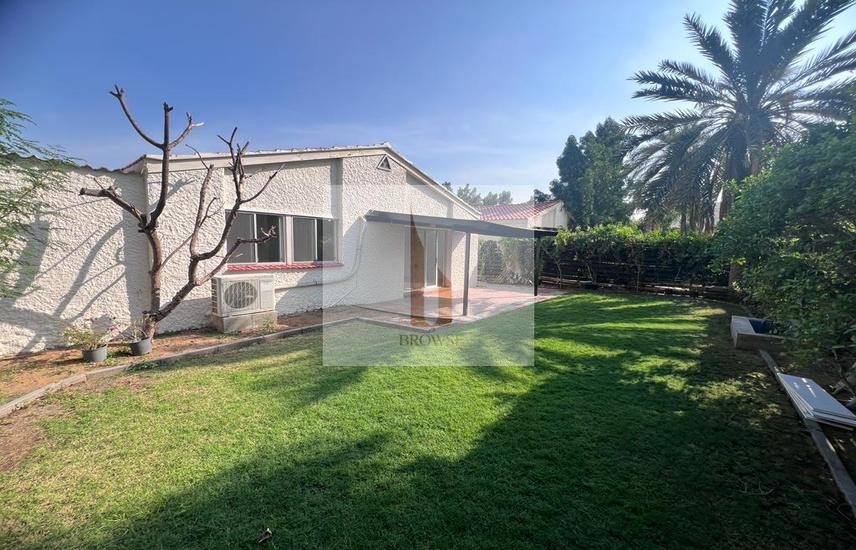 Villa for Rent in Umm Suqeim 1 Villas WALKING DISTANCE TO BEACH FULLY