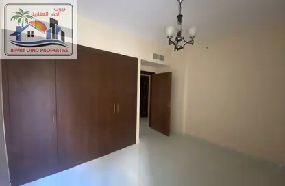 شقة - 2 غرف نوم - 3 حمامات للايجار في مجمع مويلح - تجارية مويلح - الشارقة