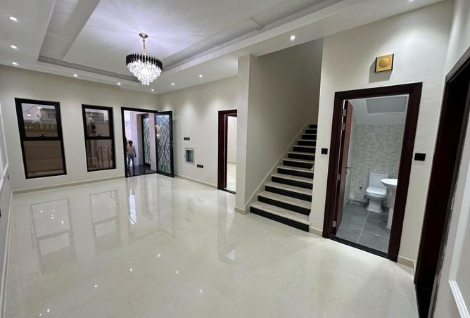 15945900 - Property Image 2