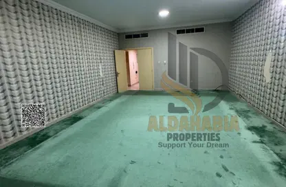 Apartment - 3 Bedrooms - 4 Bathrooms for sale in Ajman Creek Towers - Al Rashidiya 1 - Al Rashidiya - Ajman