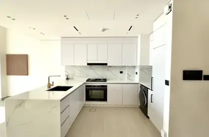 شقة - غرفة نوم - 2 حمامات للبيع في بن غاطي عنبر - منطقة 11 - قرية جميرا الدائرية - دبي