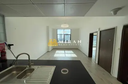 شقة - غرفة نوم - 2 حمامات للايجار في ار ام تي ريسيدنز - منطقة 11 - قرية جميرا الدائرية - دبي