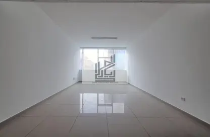 Empty Room image for: Apartment - 1 Bathroom for rent in Street 64 - Al Nahda - Sharjah, Image 1