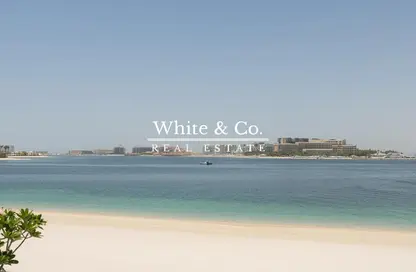 Villa - 5 Bedrooms - 6 Bathrooms for rent in Palma Residences - Palm Jumeirah - Dubai