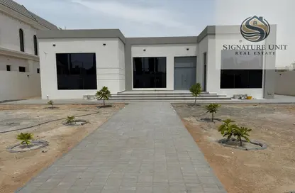 Villa - 3 Bedrooms - 5 Bathrooms for rent in Al Barsha South 2 - Al Barsha South - Al Barsha - Dubai