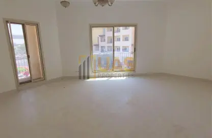 شقة - 3 غرف نوم - 3 حمامات للايجار في بناية عود ميثاء - عود ميثاء - بر دبي - دبي