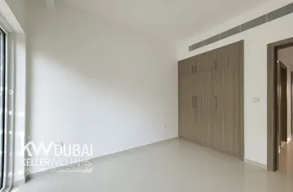 Townhouse - 3 Bedrooms - 3 Bathrooms for sale in Victoria 2 - Damac Hills 2 - Dubai
