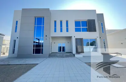Villa - 5 Bedrooms - 6 Bathrooms for rent in Nad Al Sheba 4 - Nad Al Sheba - Dubai