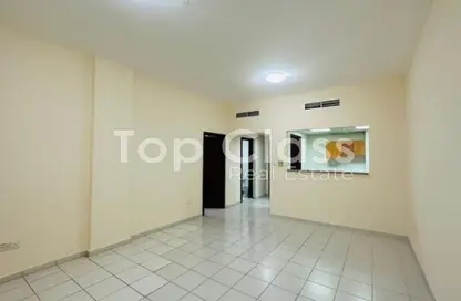 شقة - غرفة نوم - 2 حمامات للبيع في T07 - طراز أسباني - المدينة العالمية - دبي