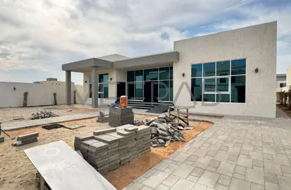 Villa - 4 Bedrooms - 5 Bathrooms for rent in Madinat Hind 3 - Dubai Land - Dubai