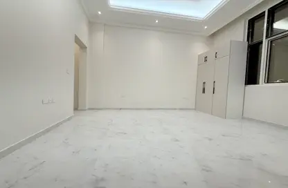 Apartment - Studio - 1 Bathroom for rent in Mohamed Bin Zayed Centre - Mohamed Bin Zayed City - Abu Dhabi