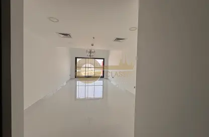 Apartment - 1 Bedroom - 2 Bathrooms for rent in Trio Building - Al Barsha 1 - Al Barsha - Dubai