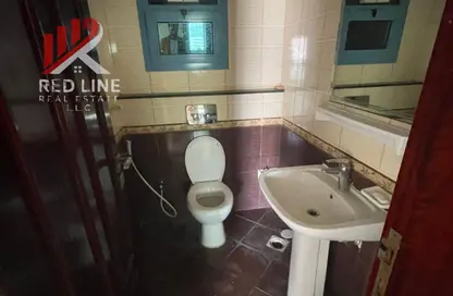 Apartment - 2 Bedrooms - 3 Bathrooms for rent in Al Majaz 3 - Al Majaz - Sharjah