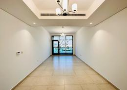 شقة - 2 غرف نوم - 3 حمامات للكراء في شارع المطار - منطقة طريق المطار - منطقة القرهود - دبي