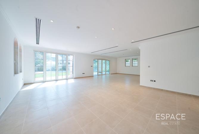 15989354 - صورة العقار 3