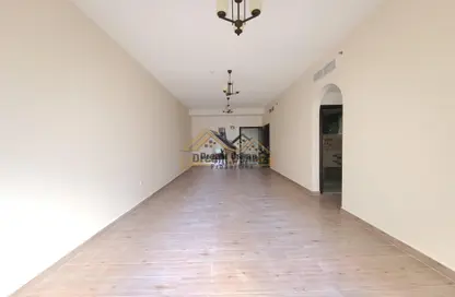 Apartment - 2 Bedrooms - 2 Bathrooms for rent in Muwaileh Commercial - Sharjah